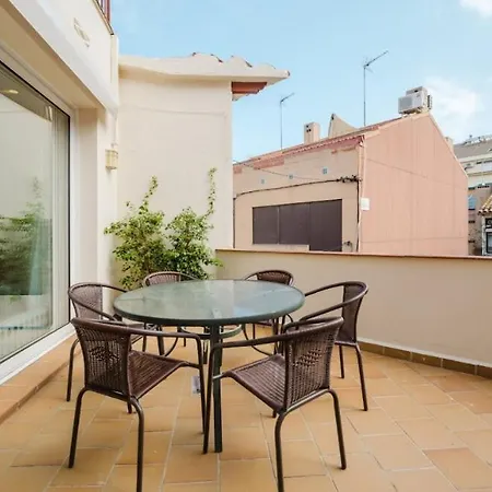 Large Townhouse In St Cugat