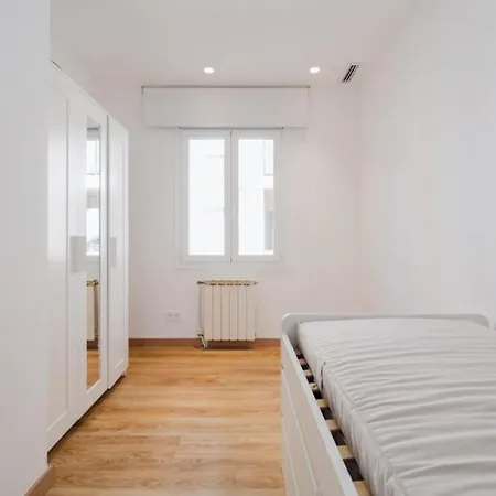 Large Townhouse In St Cugat * Sant Cugat del Valles