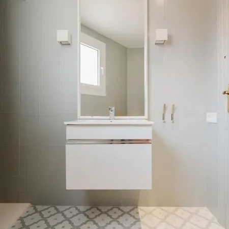 Apartment Large Townhouse In St Cugat