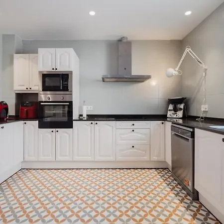 Large Townhouse In St Cugat Sant Cugat del Valles